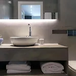 Rue's In Mikonos Glásztrosz
