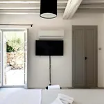 Rue's In Mikonos Nyaraló Glásztrosz